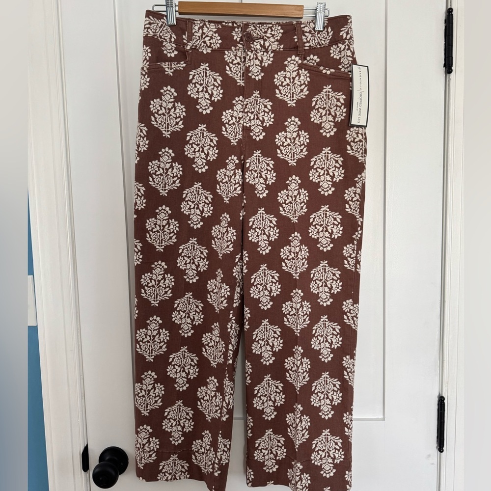 NWT Bagatelle Brown and Cream Floral Pants summer vacation